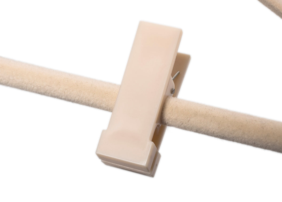 hanger with clips