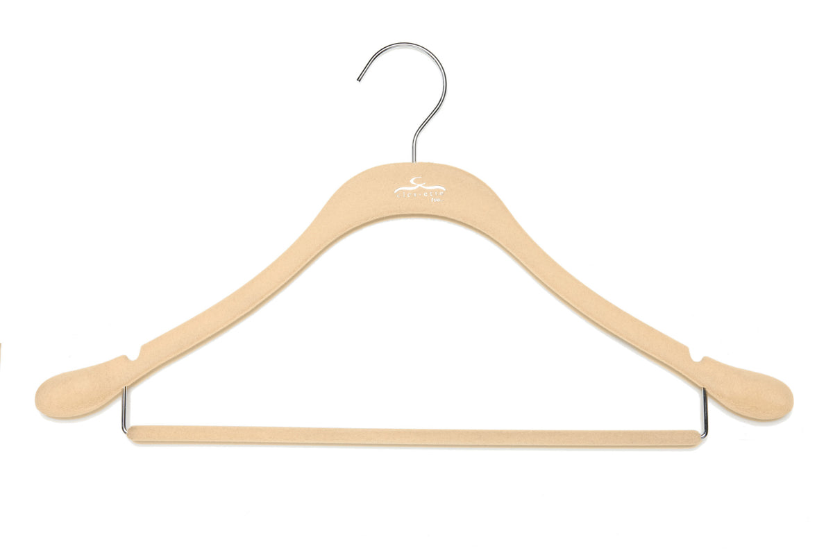 slim clothing hanger with bar